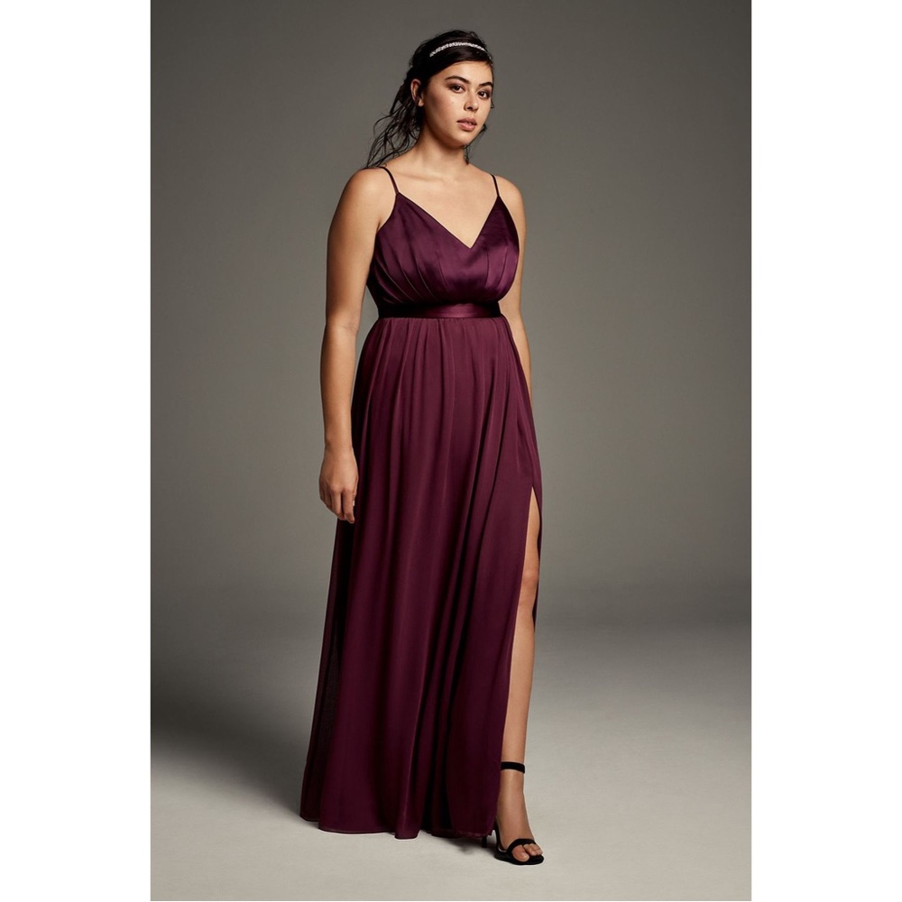 David’s Bridal Vera Wang Plus Size Burgundy Bridesmaid Dress
